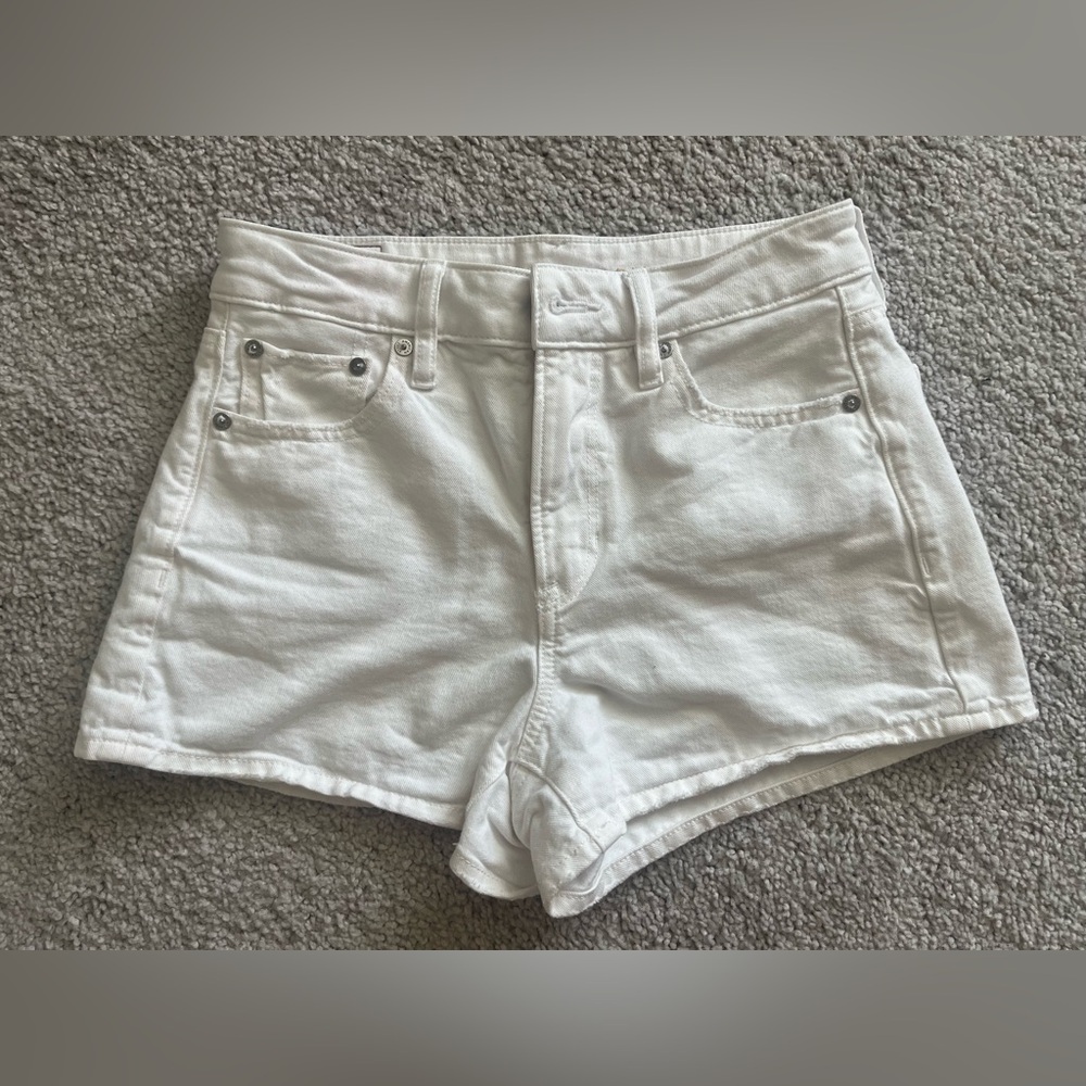 American Eagle AEO Super High Rise Festival White Shorts Size 2